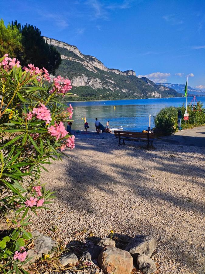 Entre Lacs Et Montagnes Cusy المظهر الخارجي الصورة